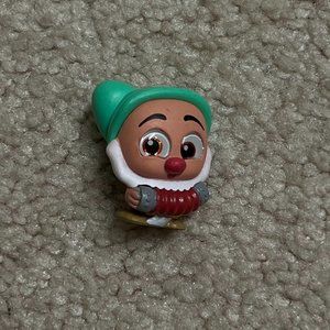 Disney Doorables Collection Peak: Bashful from Snow White (EXCLUSIVE)